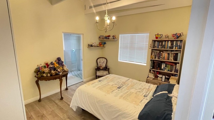 3 Bedroom Property for Sale in Waterfront Western Cape